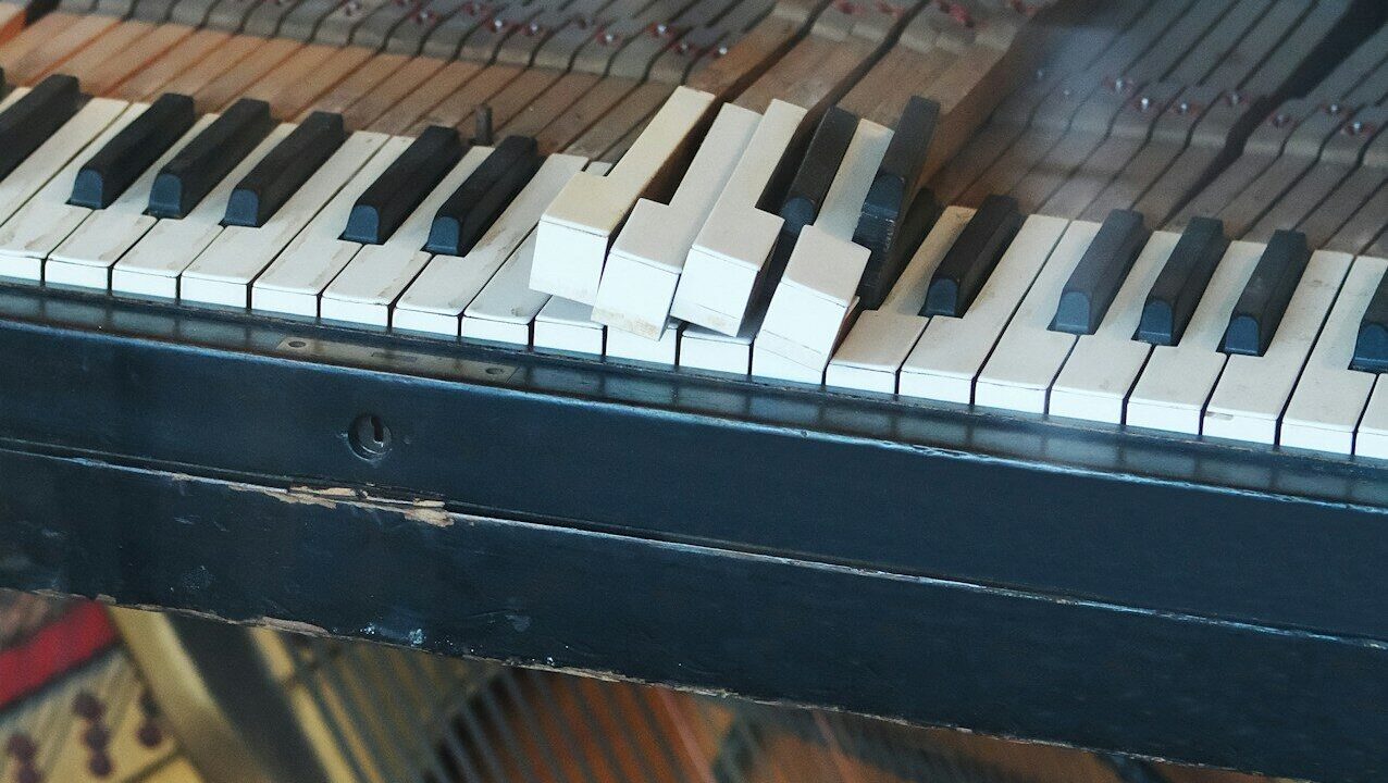 Tekoäly musiikin kimpussa – vieraana Jussi Mäntysaari